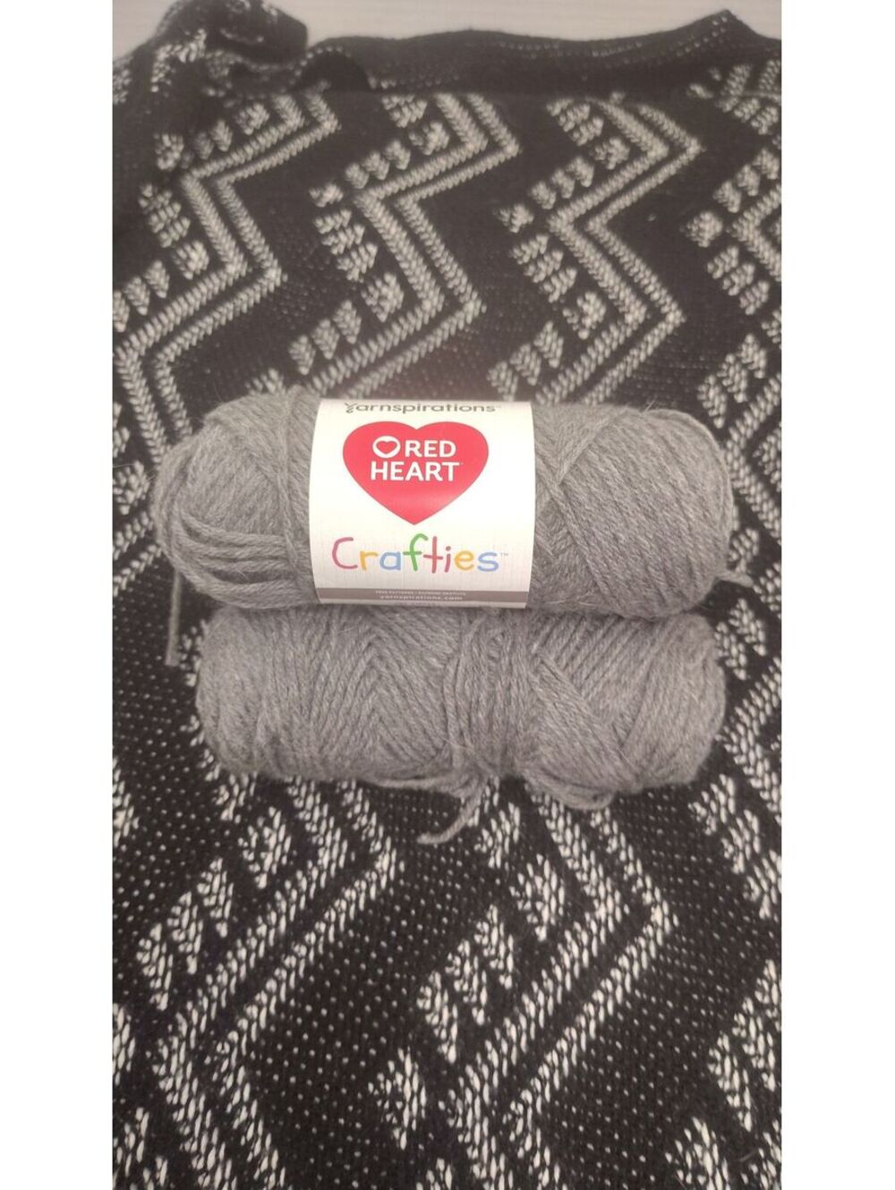 Red Heart Crafties Gray Yarn 3 Skeins Medium 4 Acrylic 279 Yards New